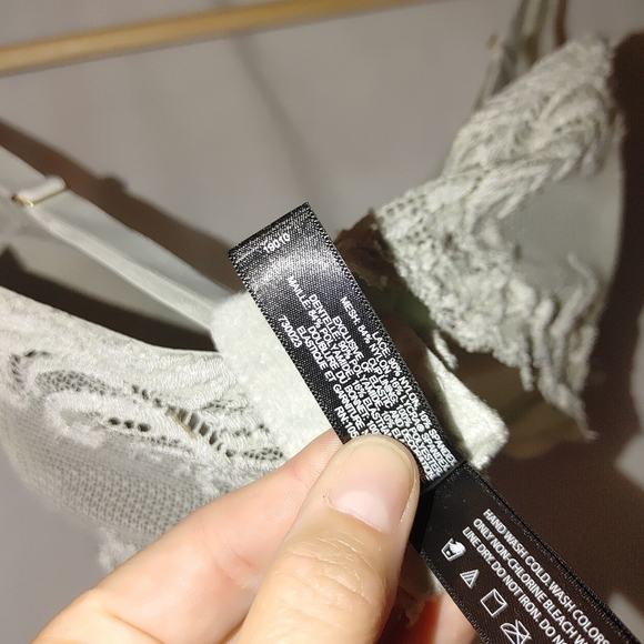 Natori Feathers Contour Plunge Bra Light Green Mint Lace‎ Demi 34DD - Picture 8 of 10